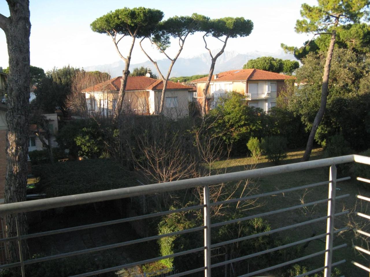 Hotel Luca Lido di Camaiore Exteriör bild