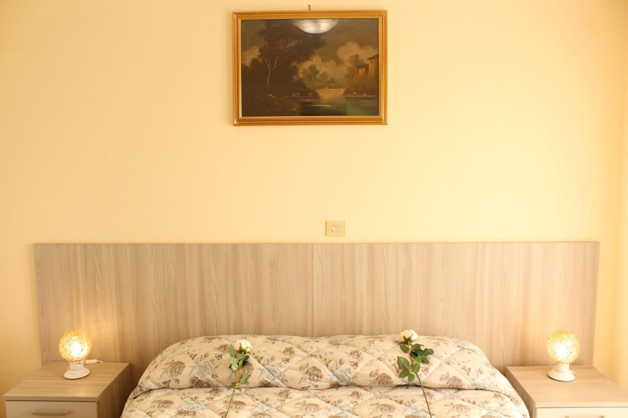 Hotel Luca Lido di Camaiore Exteriör bild