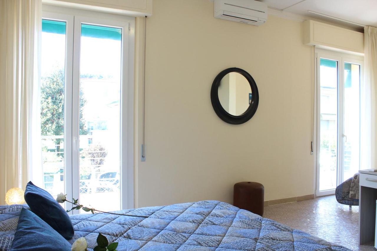 Hotel Luca Lido di Camaiore Exteriör bild